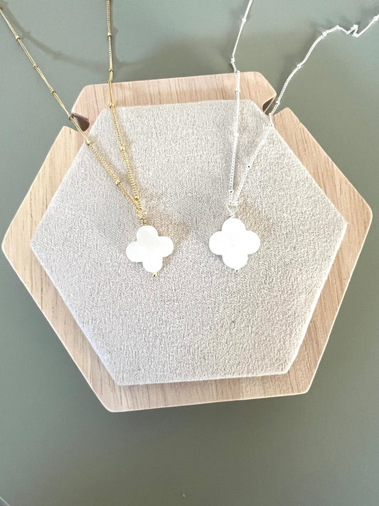 CHLOE Necklace - Mother of Pearl